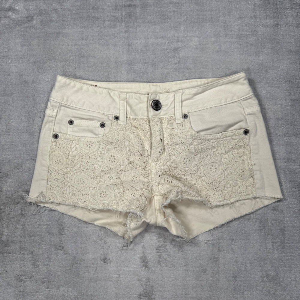 American Eagle Shorts Womens 0 Cream Lace Overlay Boho Cut Off Stretch Denim